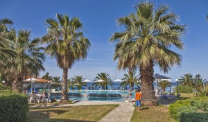 Hotel Lily Ann Beach in direkter Strandlage